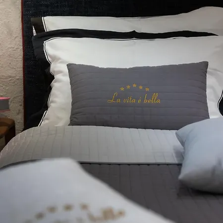 Apartment La E Bella Vi, Luxury In Old Town *
