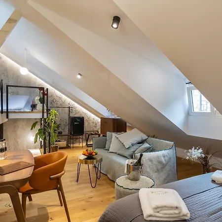 Apartment La E Bella Vi, Luxury In Old Town *