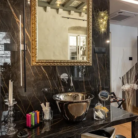 Apartment La E Bella Vi, Luxury In Old Town